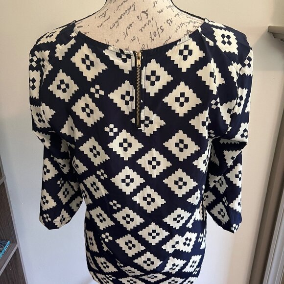 Timing Blue & White Geometric Print Three Quarter Sleeve Blouse M Office Career - Picture 4 of 8